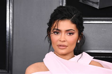 Kylie Jenner Breast Implants A Complete History New Idea Magazine