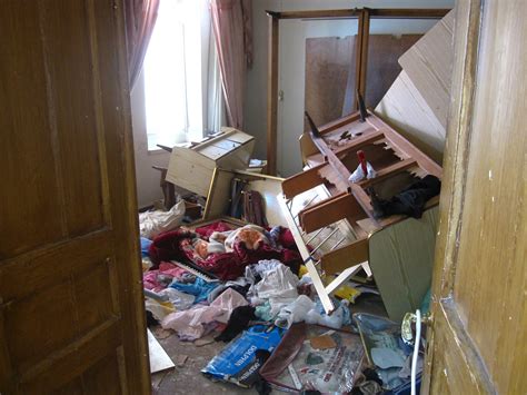 people arrested   homes ransacked  israeli occupation forces  nablus
