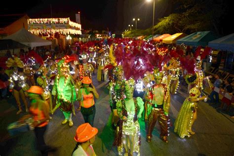 arubas carnival season       celebration