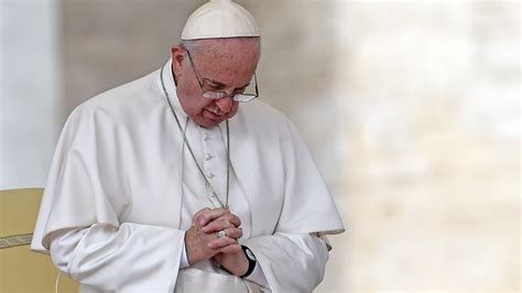 pope francis issues apology for scandals at vatican the new york times