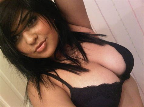 chubby but very beautiful and cute indian muslim girl nusi rahman s huge boobs hot pink pussy