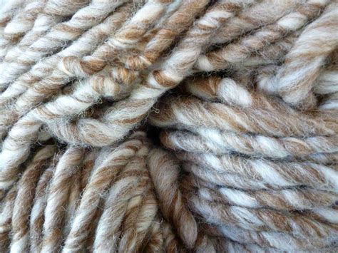super chunky yarn super bulky yarn handspun yarn shetland