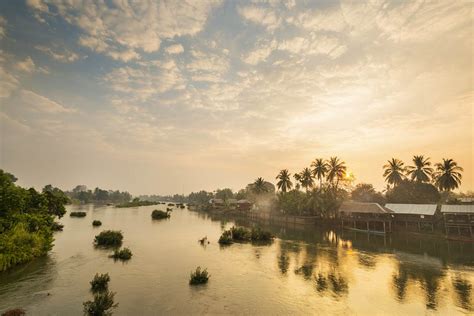 mother river  journey   mekong  laos lonely planet
