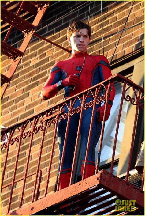 tom holland performs his own spider man stunts on nyc