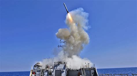 us navy intercepts intercontinental missile over the pacific ocean in
