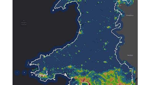 fascinating  satellite map shows  dark skies  wales
