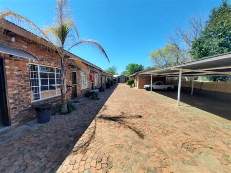 commercial property  die bult  sale remax  southern africa