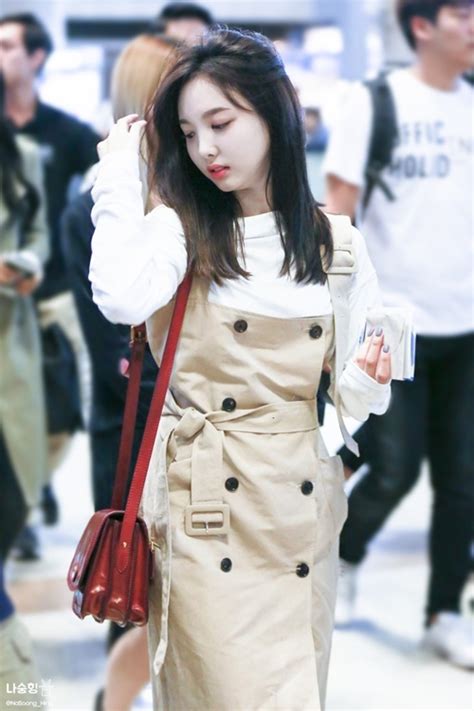 Twice Nayeon Airport Fashion Official Korean Fashion