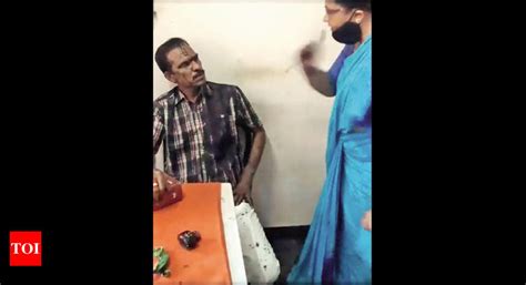 Thiruvananthapuram Women Manhandle Youtube Vlogger Over Offensive