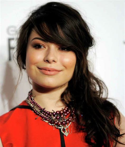 Miranda Cosgrove Poses Completely Naked Nudestan Com Naked Sexiezpicz