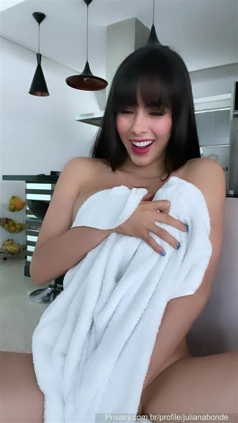 Juliana Bonde Nude Masturbating Her Pussy After Shower Cnn Amador