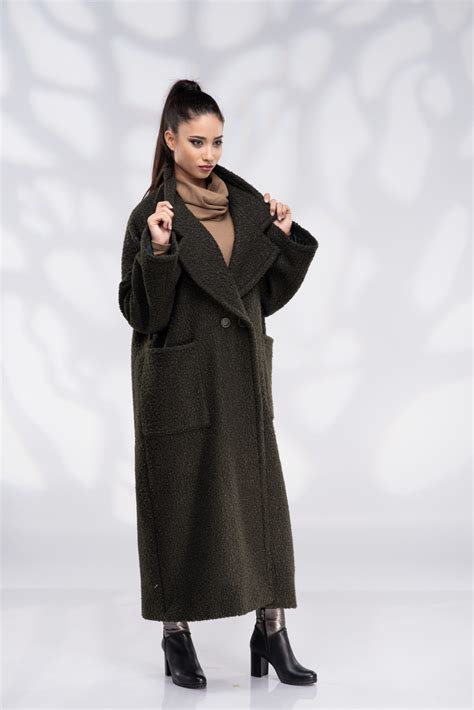 oversized wool coat allseams