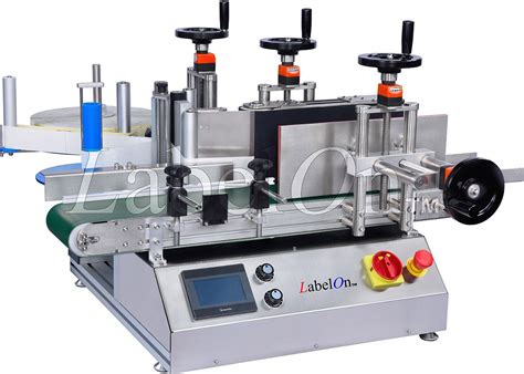 steady product movement   label applicator