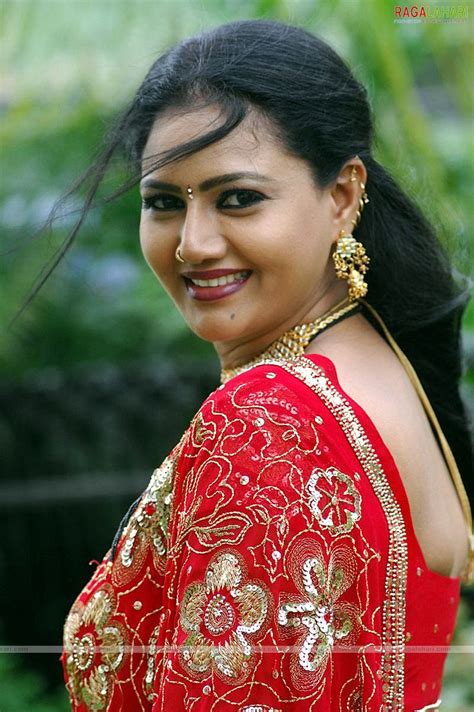 South Indian Actress Raksha Photo Session 9 30 2009