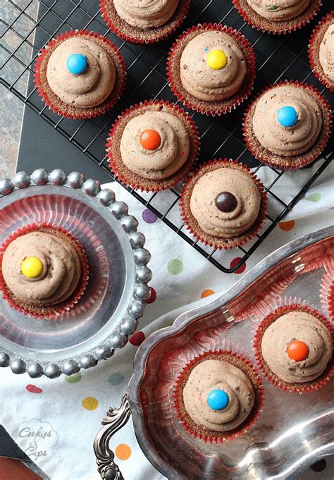 20 desserts you can make with halloween candy for the sweetest holiday ever
