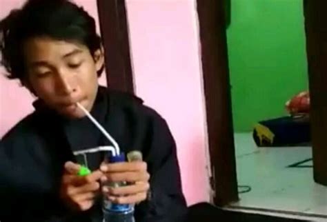 Viral Video Remaja Berlogat Makassar Lagi Nyabu Beredar Di Medsos