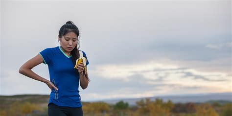 4 Professional Runners Share Their Favorite Pre Run Snack Self