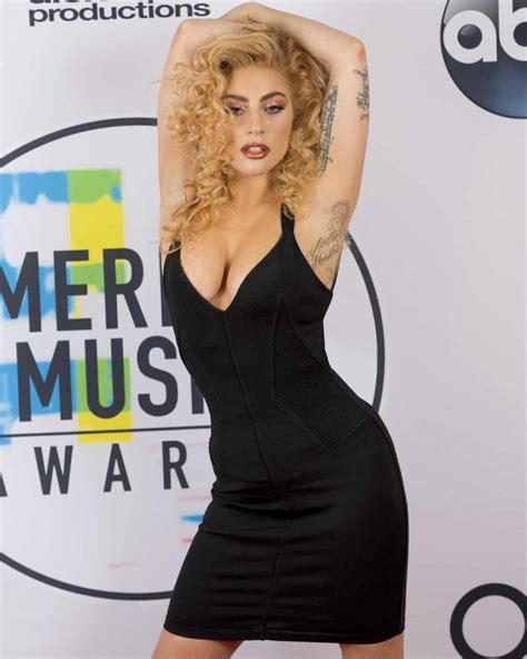 lady gaga shows off her cleavage at the american music awards in los