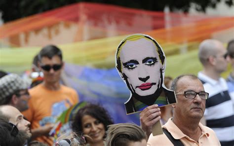 las autoridades rusas prohíben el meme del “payaso gay” de putin pero