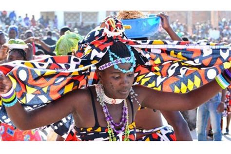 angola vive jornada final del carnaval radio tgw