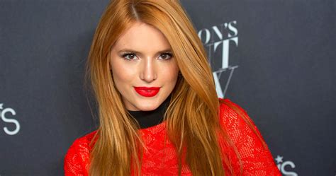 26 Craziest Bella Thorne Fashion Styles