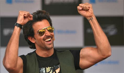 Hrithik Roshan Wanted To Cut Off His Extra Finger Before Kaho Na Pyar