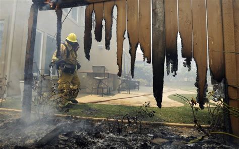 midday roundup thousands evacuated ahead of california… world