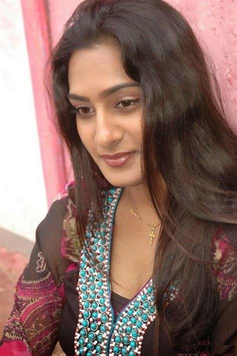 side actress surekha vani rare and unseen exclusive hot photos