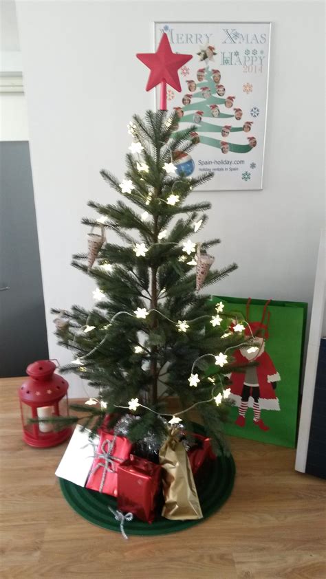 cristmas tree  spain holidaysferiebolig spaniens office