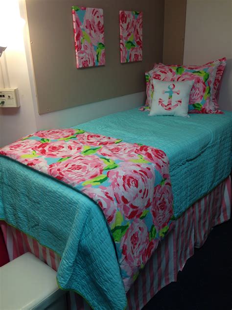 lilly pulitzer dorm room first impressions anchor pillow anchor pillow