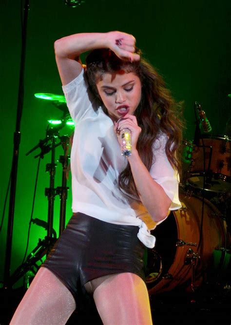 Eight Times When Selena Gomez Faced Wardrobe Malfunctions