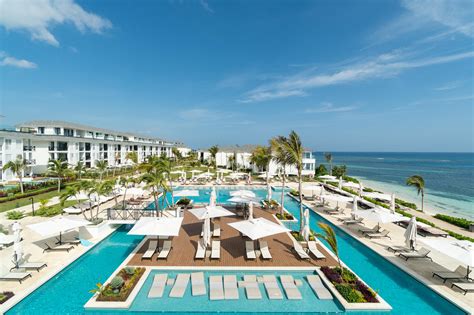 adults   inclusive resorts mexico   caribbean oystercom