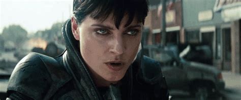 antje traue is faora in the man of steel part 2 page 6