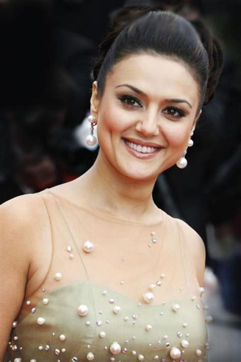 Download Free Hd Wallpapers Of Preity Zinta ~ Download