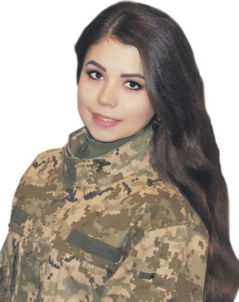 Pin De Игорь Довженко Em Женщина воин Mulheres Militares