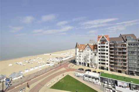 ventes appartement   knokke zoute albertplein agence immobiliere