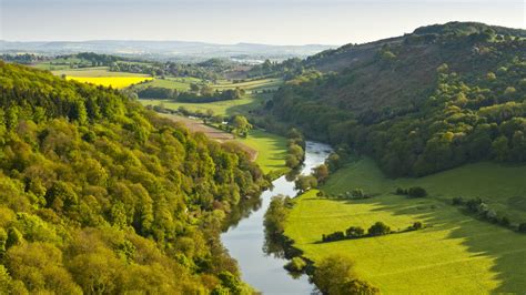 walk gilpins wye    picturesque wye valley