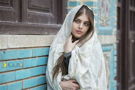 ژست عکس دخترانه باحجاب iranian beauty persian beauties iranian women fashion
