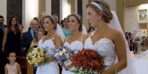 These Identical Triplets Got Married On The Same Day In