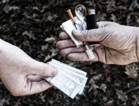 venta de droga en parque de berlin deja en jaque  los residentes
