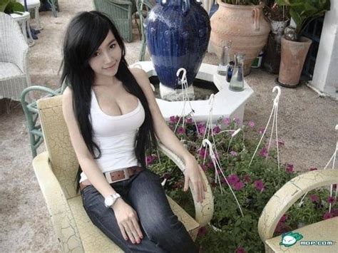 elly tran ha sexiest vietnamese model ~ learning