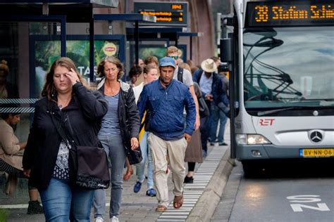 schiedam behoudt ov lijnen maar frequentie gaat omlaag waterweg adnl