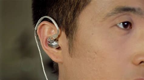 wear shure se headphones expert review  modern record