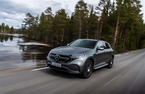 mercedes benz eqc prix   specifications du suv electrique