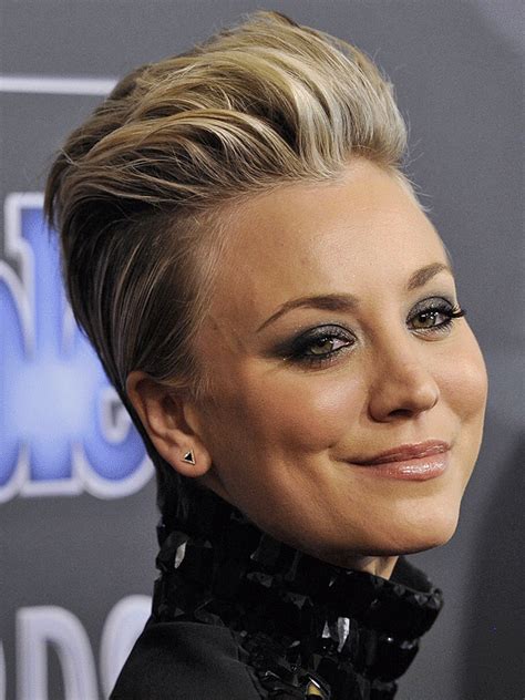 Kaley Cuoco Sweeting Hair People Magazine Awards 2014