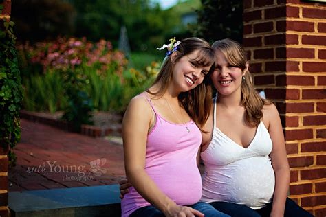 Red Oak Shire Pregnant Sisters Photo Shoot