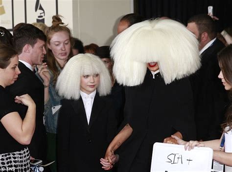 sia furler makes a bizarre entrange at the grammy awards daily mail online
