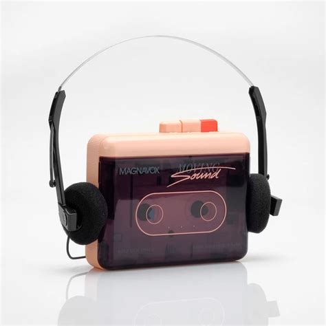 magnavox moving sound   portable cassette player retrospekt en