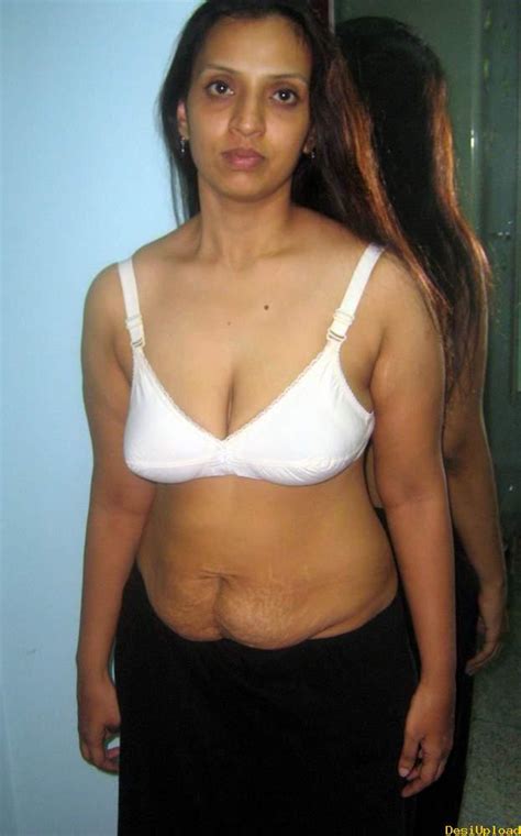 Fat Bhabhi Big Boobs Ass Photo Latest Moti Indian Aunty