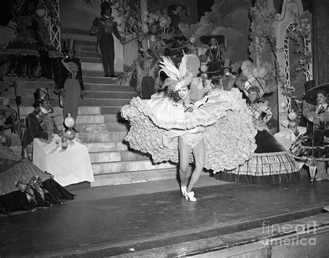 Josephine Baker Dancing The Cancan Photograph By Bettmann